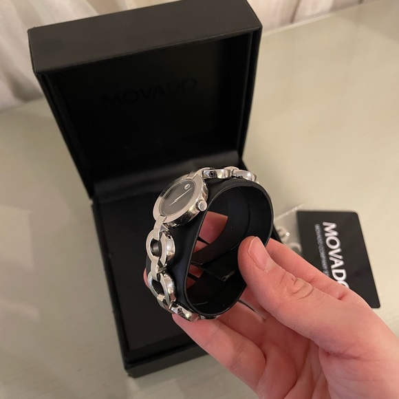 NEW WOMENS MOVADO WATCH WITH BOX - Picture 3 of 5